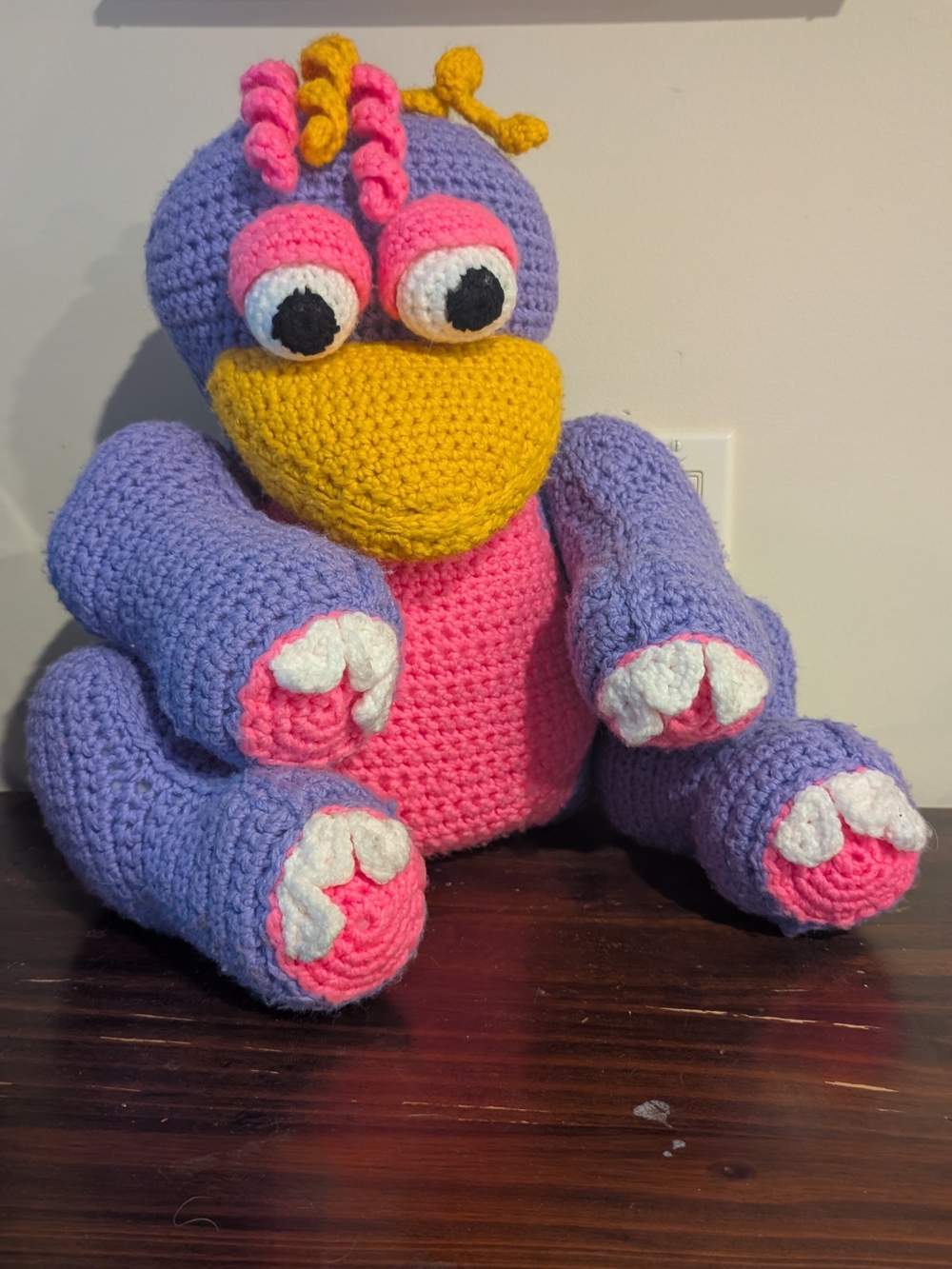 Vintage yarnables "Curly The Bird"